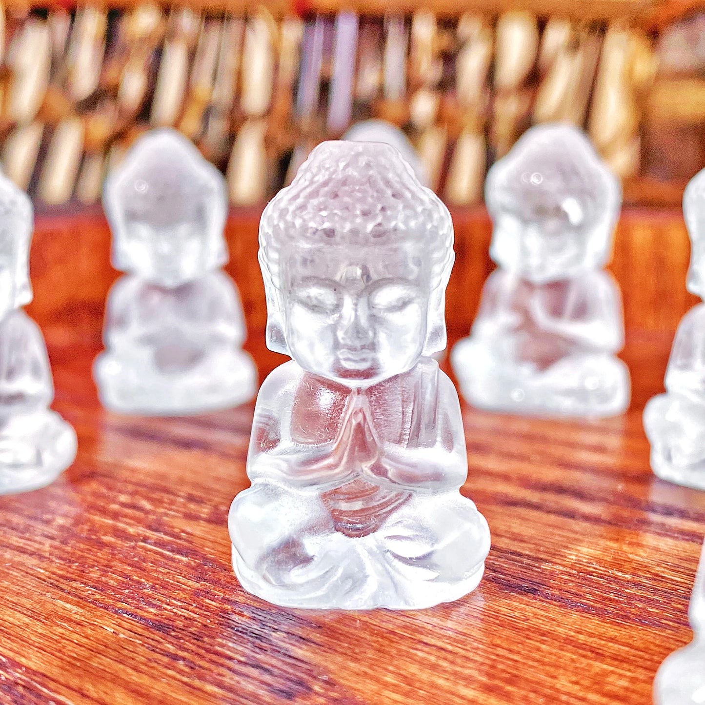Buda Sentado de Cuarzo Transparente – Talla Artesanal en Cristal Natural | Sanación, Claridad y Paz Interior